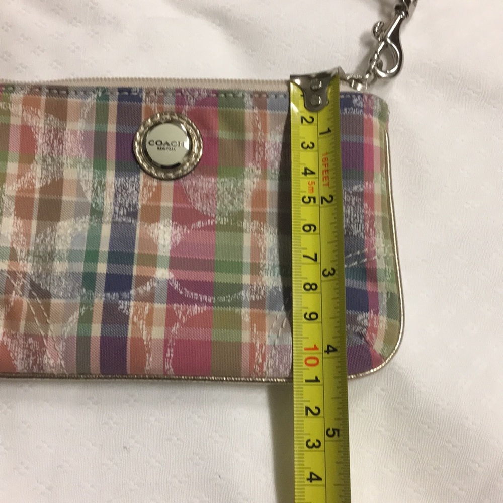 Coach wristlet - Picture 7 of 8